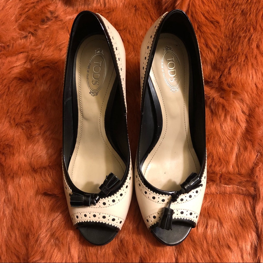 Tod’s Black and Beige Peeptoe with Tassel Pumps